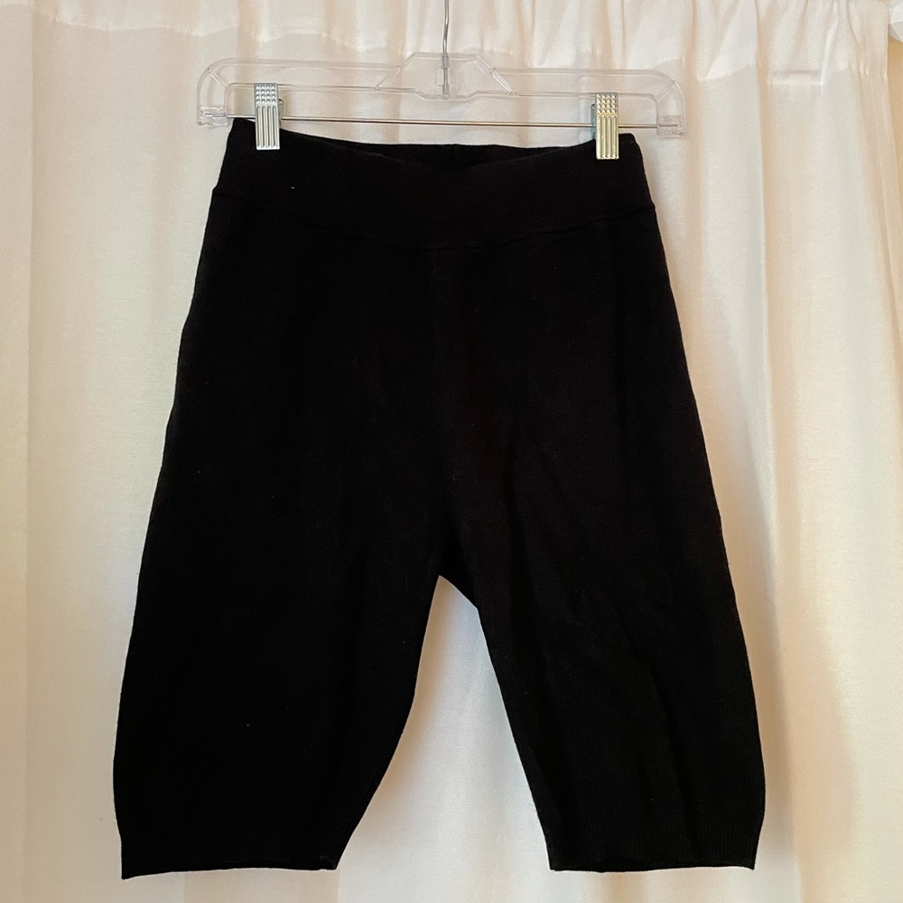 Aritzia Wilfred Mackenzie short 9”